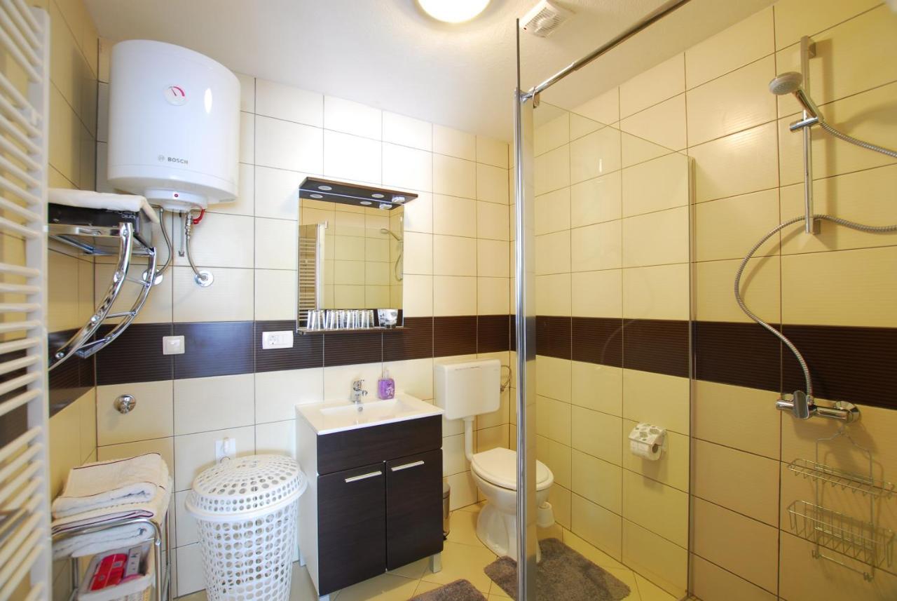 Apartments With A Parking Space Rijeka - 18146 מראה חיצוני תמונה